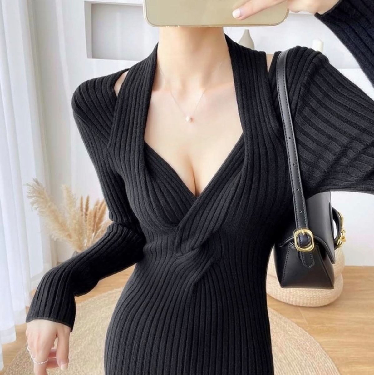 ねじれデザインネックリブニットワンピース 4色展開 - select store mirror meねじれデザインネックリブニットワンピース 4色展開155604782mirror meselect store mirror me155604782ホワイト S