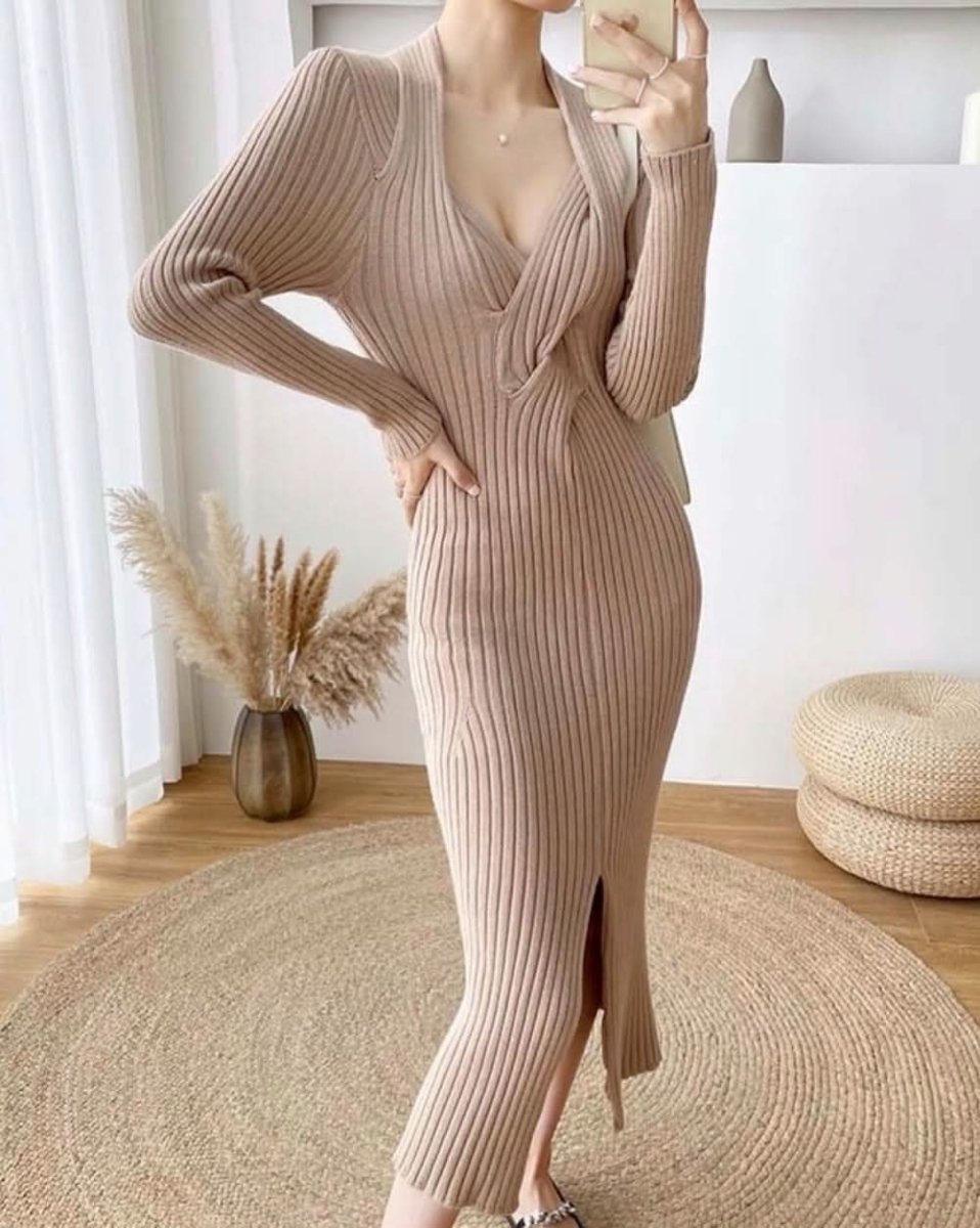 ねじれデザインネックリブニットワンピース 4色展開 - select store mirror meねじれデザインネックリブニットワンピース 4色展開155604782mirror meselect store mirror me155604782ホワイト S