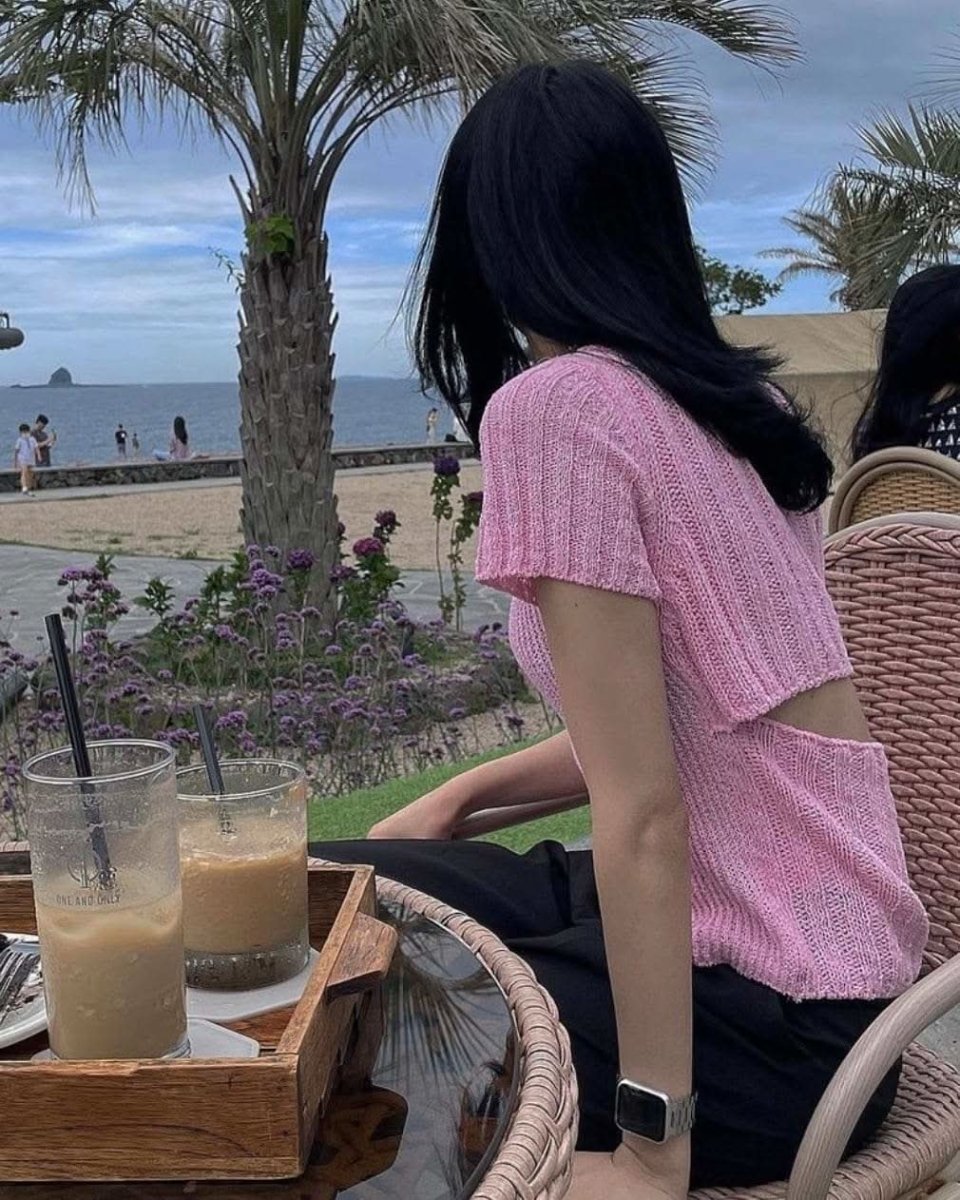 バックオープンカット半袖デザインニット 4色展開 - select store mirror meバックオープンカット半袖デザインニット 4色展開157327722mirror meselect store mirror me157327722ベージュ