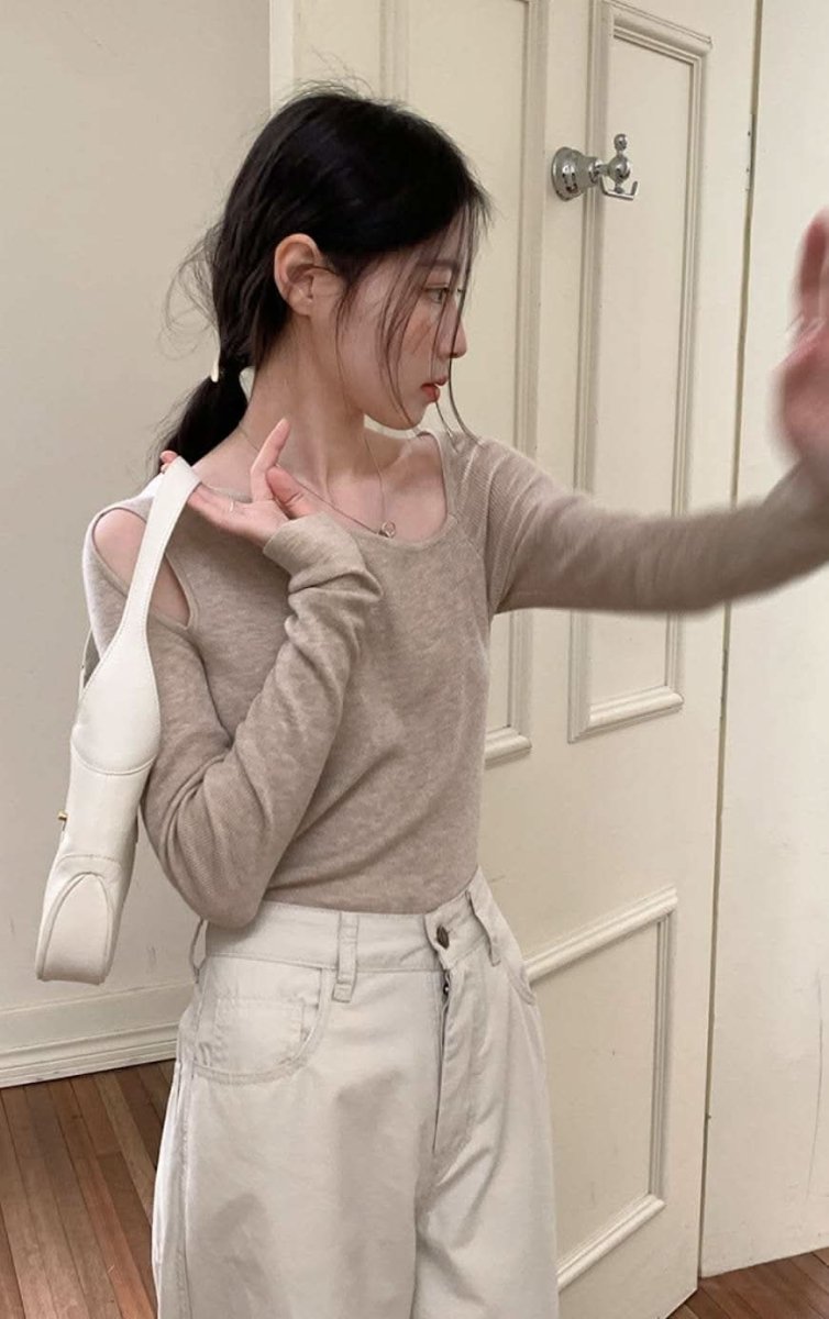 【動画あり】シースルーカットショルダー変形デザイントップス 4色展開 - select store mirror me【動画あり】シースルーカットショルダー変形デザイントップス 4色展開200258140mirror meselect store mirror me200258140ホワイト