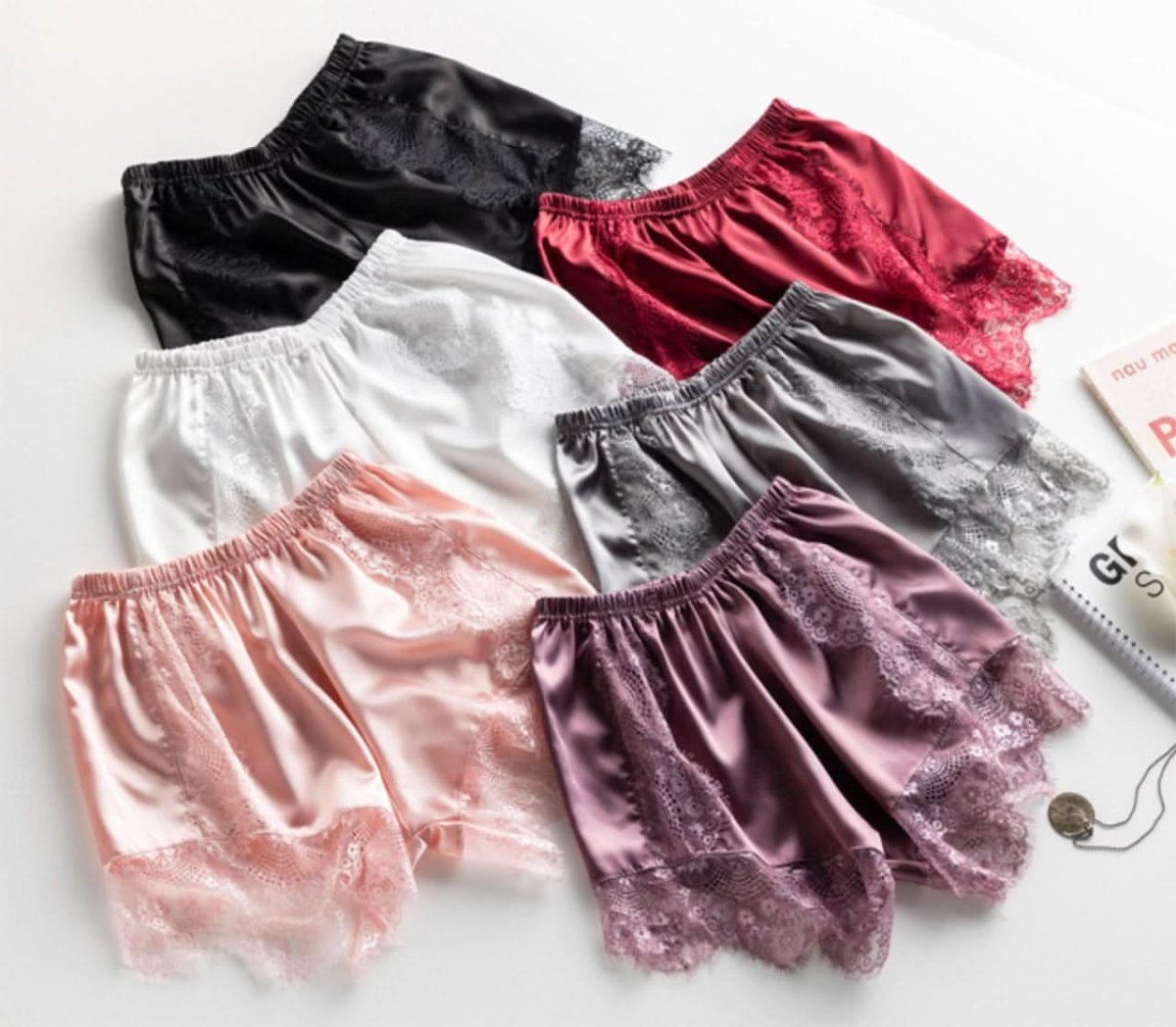 <即納在庫あり><下着透け防止用>レースインナー万能ショーツ 5色展開 - select store mirror me<即納在庫あり><下着透け防止用>レースインナー万能ショーツ 5色展開52691233mirror meselect store mirror me52691233ホワイト(S〜L)58cm〜75cmのウエストの方向け