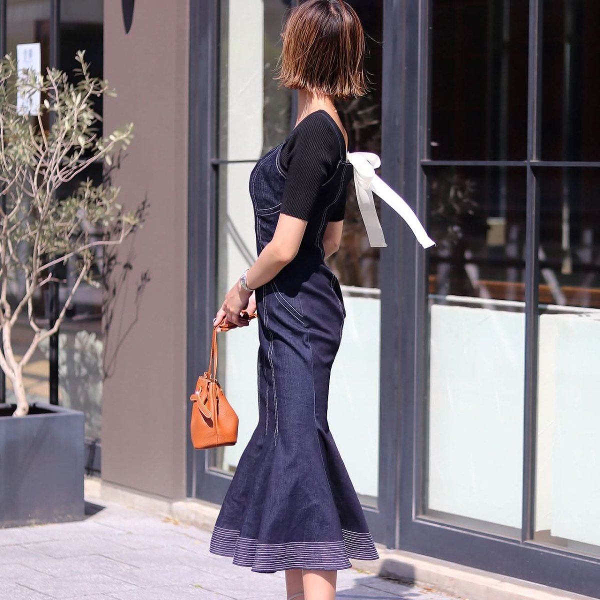 <インスタグラマー様ご愛用><伸縮性抜群>美シルエットマーメイドラインデニムワンピース - select store mirror me<インスタグラマー様ご愛用><伸縮性抜群>美シルエットマーメイドラインデニムワンピース52760900mirror meselect store mirror me52760900S