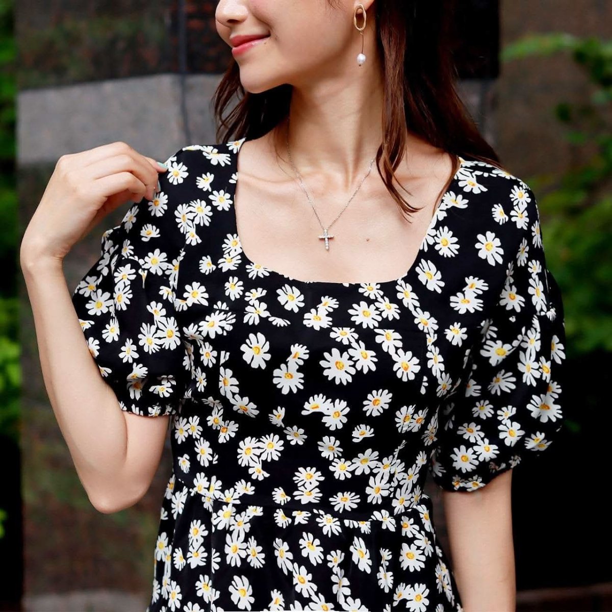 大人気!<サイズ展開豊富>【動画あり】バックオープンリボンデイジー柄マキシワンピース - select store mirror me大人気!<サイズ展開豊富>【動画あり】バックオープンリボンデイジー柄マキシワンピース57315129mirror meselect store mirror me57315129S