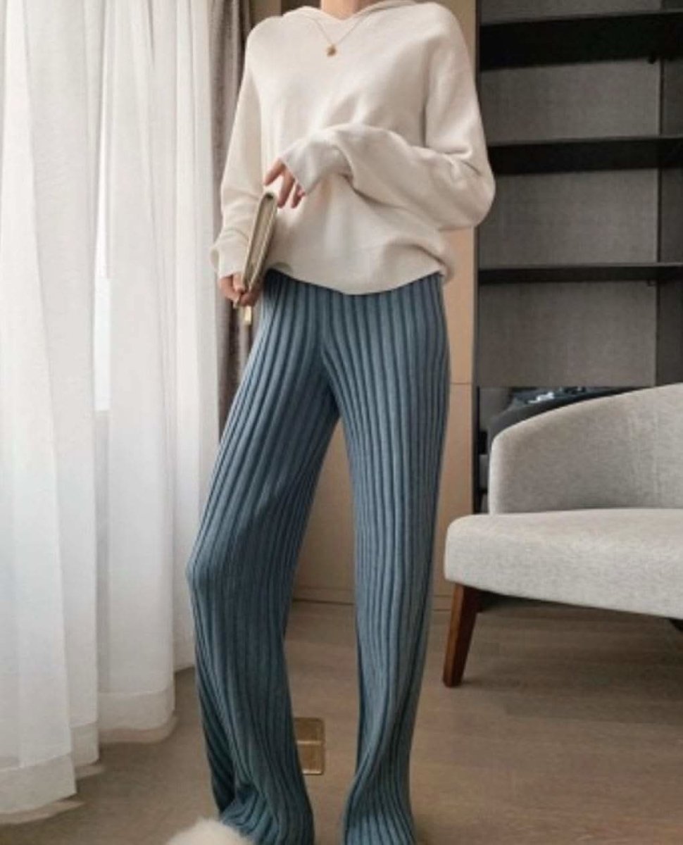 リブニットフレアカットパンツ 6色展開 - select store mirror meリブニットフレアカットパンツ 6色展開159952224mirror meselect store mirror me159952224ホワイト S