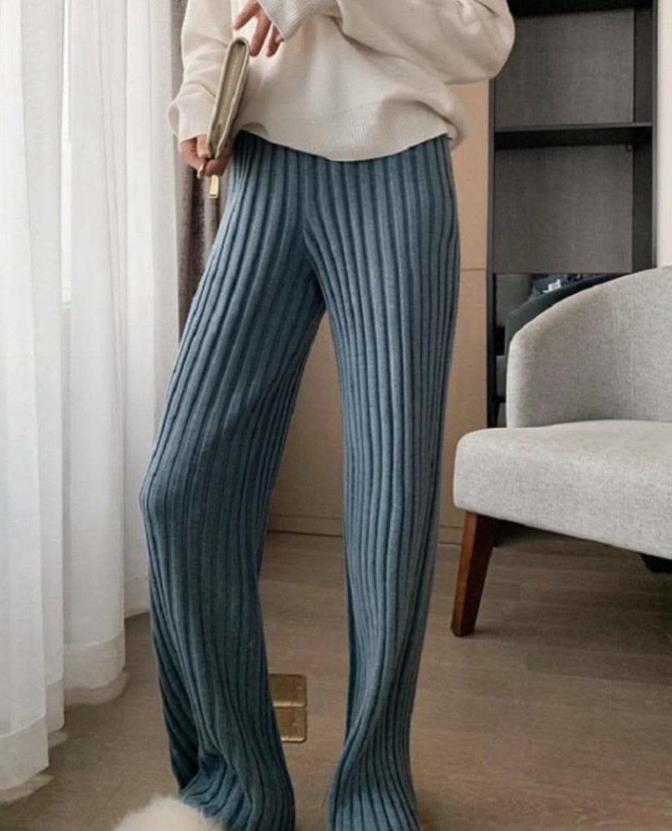 リブニットフレアカットパンツ 6色展開 - select store mirror meリブニットフレアカットパンツ 6色展開159952224mirror meselect store mirror me159952224ホワイト S