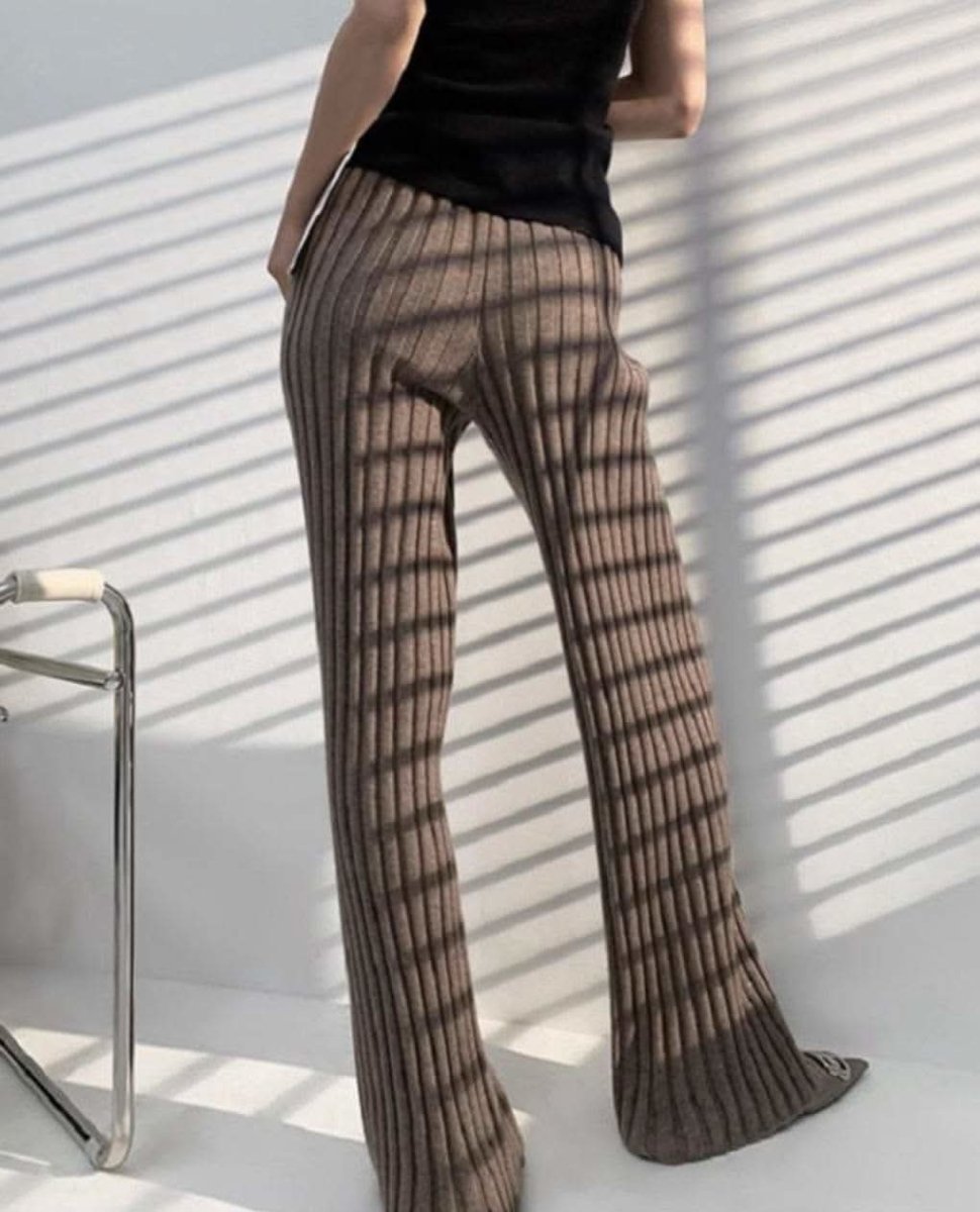 リブニットフレアカットパンツ 6色展開 - select store mirror meリブニットフレアカットパンツ 6色展開159952224mirror meselect store mirror me159952224ホワイト S