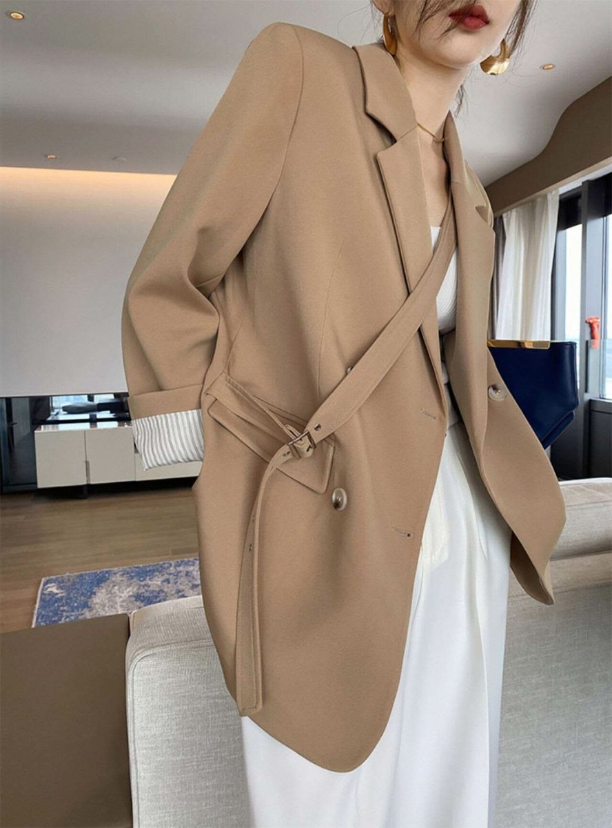 【動画あり】ヌーディーベージュアシンメトリーロングベルトジャケット - select store mirror me【動画あり】ヌーディーベージュアシンメトリーロングベルトジャケット84841688mirror meselect store mirror me84841688S