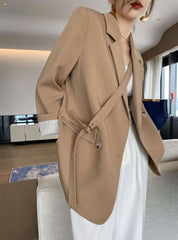 【動画あり】ヌーディーベージュアシンメトリーロングベルトジャケット - select store mirror me【動画あり】ヌーディーベージュアシンメトリーロングベルトジャケット84841688mirror meselect store mirror me84841688S