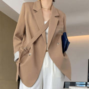 【動画あり】ヌーディーベージュアシンメトリーロングベルトジャケット - select store mirror me【動画あり】ヌーディーベージュアシンメトリーロングベルトジャケット84841688mirror meselect store mirror me84841688S