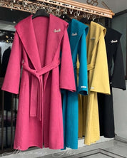 熟練職人の手作業【高品質ウール95%】【動画あり】ビビットカラーブローチ付きウールコート 4色展開 - select store mirror me熟練職人の手作業【高品質ウール95%】【動画あり】ビビットカラーブローチ付きウールコート 4色展開153370023mirror meselect store mirror me153370023マスタードイエロー S