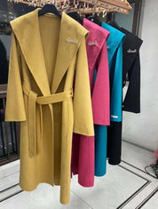 熟練職人の手作業【高品質ウール95%】【動画あり】ビビットカラーブローチ付きウールコート 4色展開 - select store mirror me熟練職人の手作業【高品質ウール95%】【動画あり】ビビットカラーブローチ付きウールコート 4色展開153370023mirror meselect store mirror me153370023マスタードイエロー S