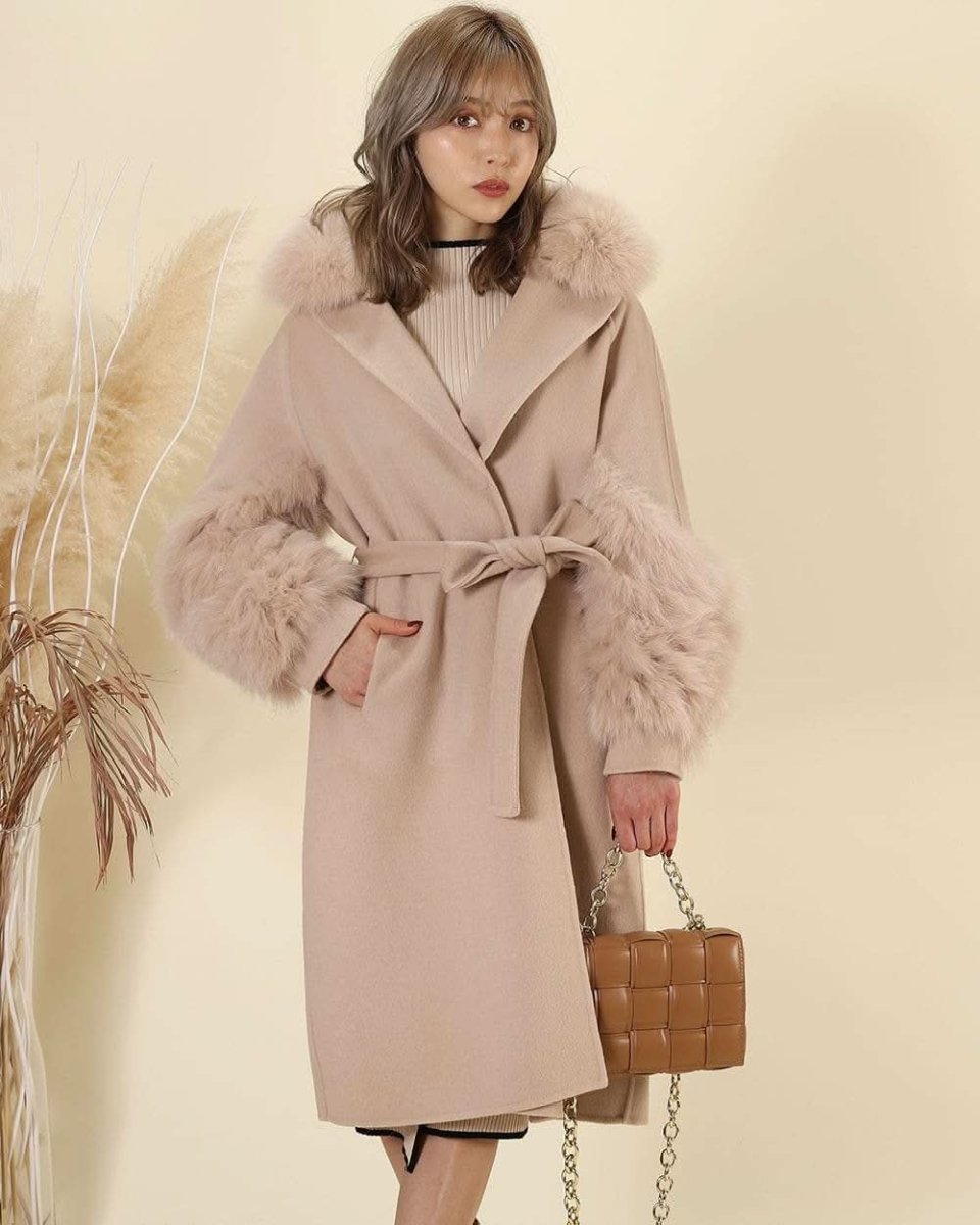 【高品質ウール95%&リアルフォックスファー100%】【動画あり】ボリュームファースリーブ襟ロングスリットコート 3色展開 - select store mirror me【高品質ウール95%&リアルフォックスファー100%】【動画あり】ボリュームファースリーブ襟ロングスリットコート 3色展開153368547mirror meselect store mirror me153368547ホワイト M