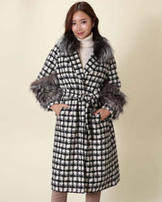 【高品質ウール95%&リアルフォックスファー100%】【動画あり】ボリュームファースリーブ襟ロングスリットコート 3色展開 - select store mirror me【高品質ウール95%&リアルフォックスファー100%】【動画あり】ボリュームファースリーブ襟ロングスリットコート 3色展開153368547mirror meselect store mirror me153368547ホワイト M