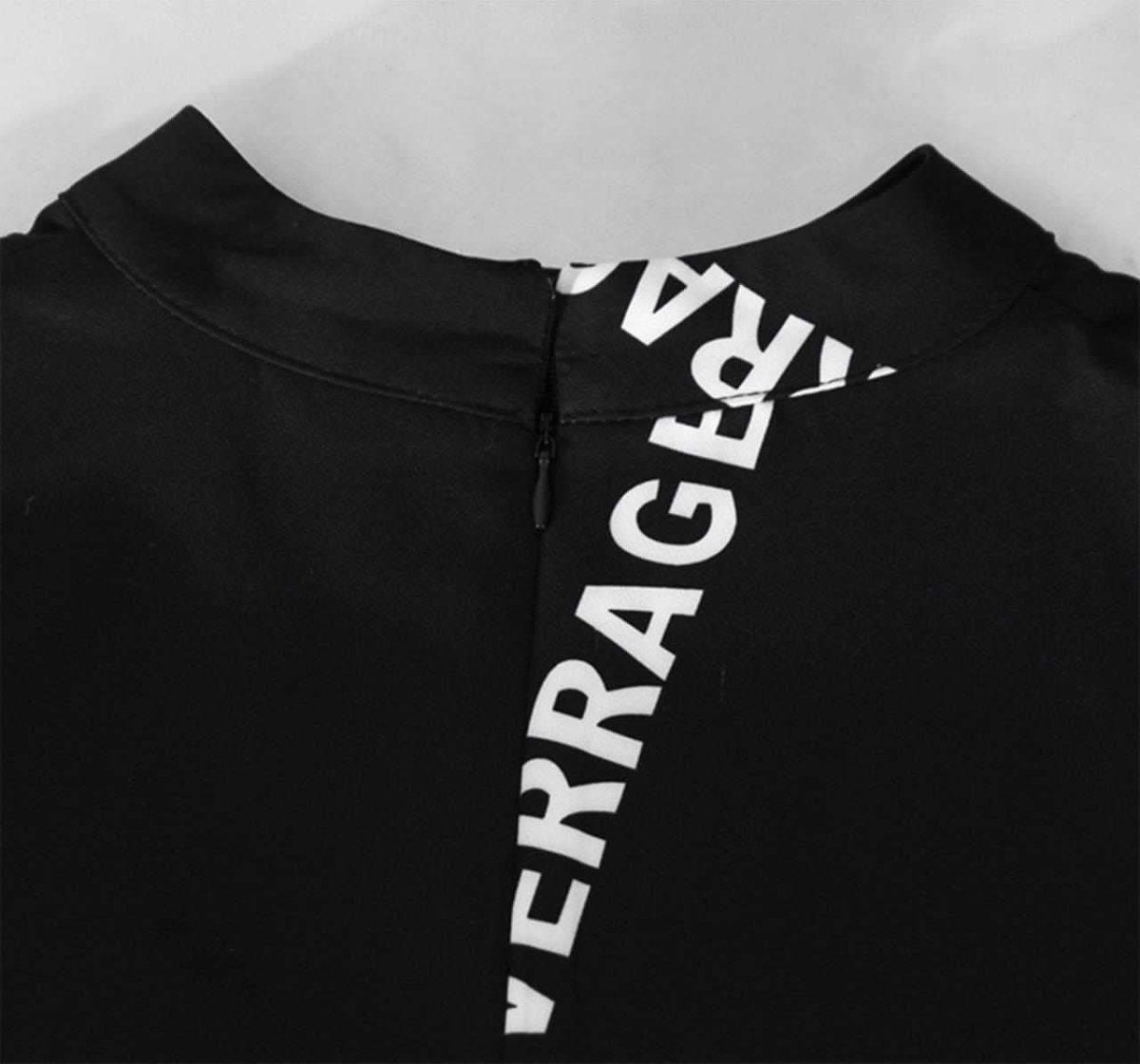 【動画あり】ロゴデザインウエストベルト付きハイネックブラックワンピース - select store mirror me【動画あり】ロゴデザインウエストベルト付きハイネックブラックワンピース97487756mirror meselect store mirror me97487756S