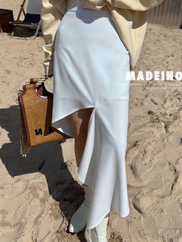 アシンメトリーカットKIKIスカート 4色展開 - select store mirror meアシンメトリーカットKIKIスカート 4色展開205735502mirror meselect store mirror me205735502ホワイトS