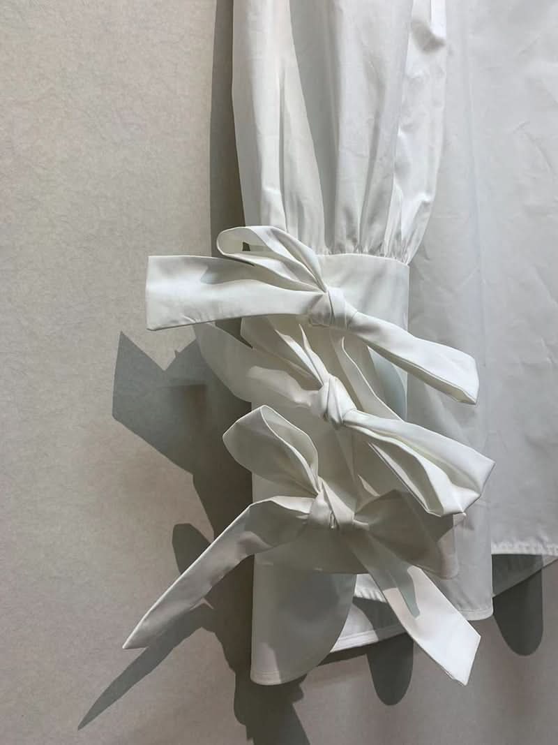 【動画あり】トリプルリボンスリーブKiKiブラウス - select store mirror me【動画あり】トリプルリボンスリーブKiKiブラウス203504896mirror meselect store mirror me203504896S