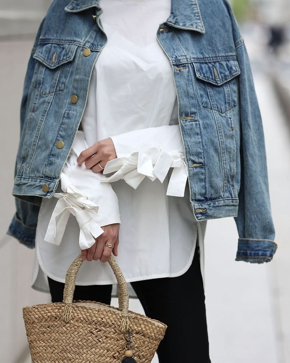 【動画あり】トリプルリボンスリーブKiKiブラウス - select store mirror me【動画あり】トリプルリボンスリーブKiKiブラウス203504896mirror meselect store mirror me203504896S