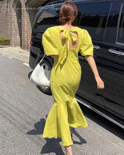 【ブラックM1点即納】バックオープンリボンマーメイドワンピース 2色展開 mirror me