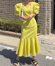 【ブラックM1点即納】バックオープンリボンマーメイドワンピース 2色展開 mirror me