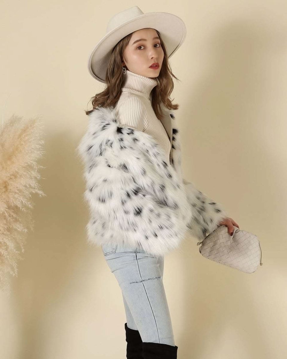 <ホワイトM1点即納>【動画あり】ニュアンスカラーダルメシアンファーコート 2色展開 - select store mirror me<ホワイトM1点即納>【動画あり】ニュアンスカラーダルメシアンファーコート 2色展開194476998mirror meselect store mirror me194476998ホワイト S