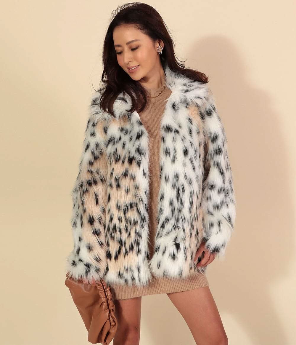 <ホワイトM1点即納>【動画あり】ニュアンスカラーダルメシアンファーコート 2色展開 - select store mirror me<ホワイトM1点即納>【動画あり】ニュアンスカラーダルメシアンファーコート 2色展開194476998mirror meselect store mirror me194476998ホワイト S