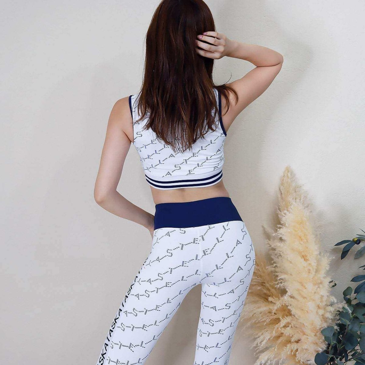 <ホワイトM3・ブルーM3点即納>【動画あり】デザインロゴライン入りフィットネスセットアップ 2色展開 - select store mirror me<ホワイトM3・ブルーM3点即納>【動画あり】デザインロゴライン入りフィットネスセットアップ 2色展開194553762mirror meselect store mirror me194553762ホワイト S