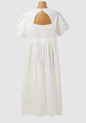 バックカットパフスリーブホワイトワンピース - select store mirror meバックカットパフスリーブホワイトワンピースmirror meselect store mirror meフリーサイズ