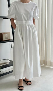 バックカットパフスリーブホワイトワンピース - select store mirror meバックカットパフスリーブホワイトワンピースmirror meselect store mirror meフリーサイズ