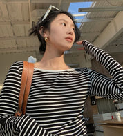 【大人気】バックカッティングオープンボーダートップス - select store mirror me【大人気】バックカッティングオープンボーダートップスmirror meselect store mirror meフリーサイズ