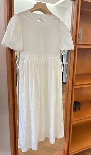 バックカットパフスリーブホワイトワンピース - select store mirror meバックカットパフスリーブホワイトワンピースmirror meselect store mirror meフリーサイズ