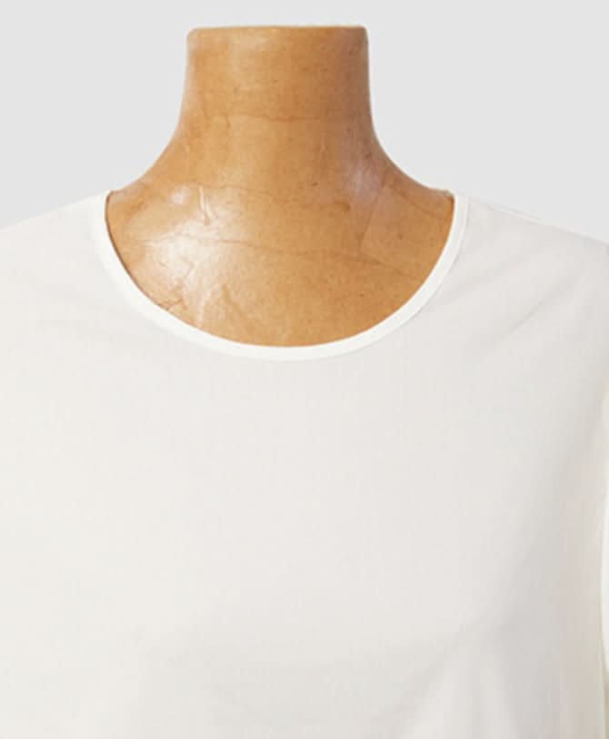 バックカットパフスリーブホワイトワンピース - select store mirror meバックカットパフスリーブホワイトワンピースmirror meselect store mirror meフリーサイズ