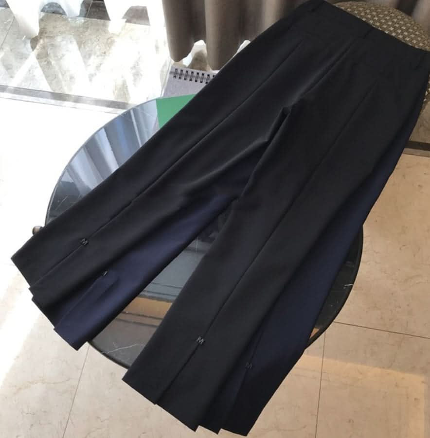 Mロゴポイントセンタータックスリットパンツ - select store mirror meMロゴポイントセンタータックスリットパンツ195237029mirror meselect store mirror me195237029S