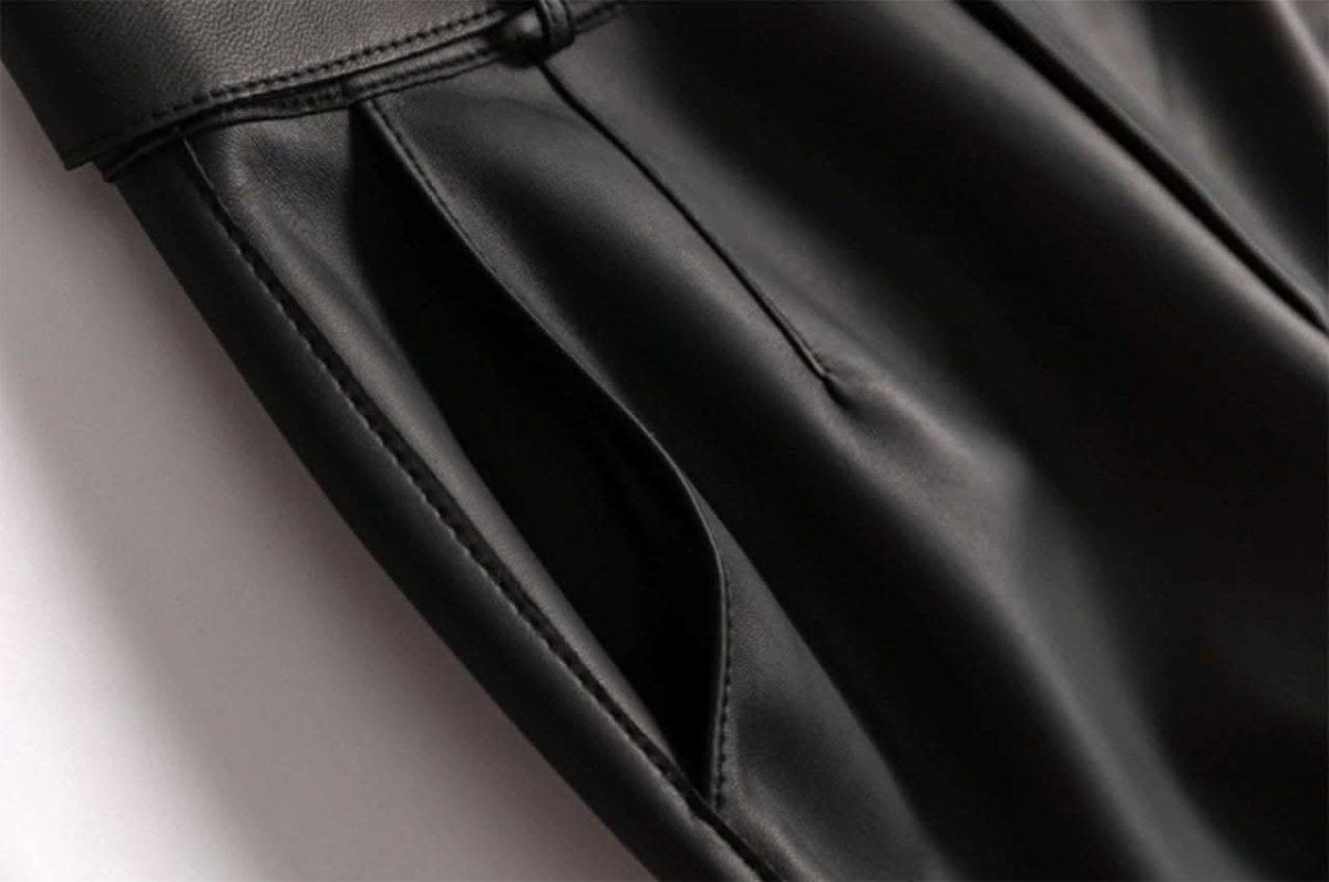 【サイズ展開豊富】【動画あり】高品質PUレザーウエストベルト付きパンツ 2色展開 - select store mirror me【サイズ展開豊富】【動画あり】高品質PUレザーウエストベルト付きパンツ 2色展開80307394mirror meselect store mirror me80307394キャメル S