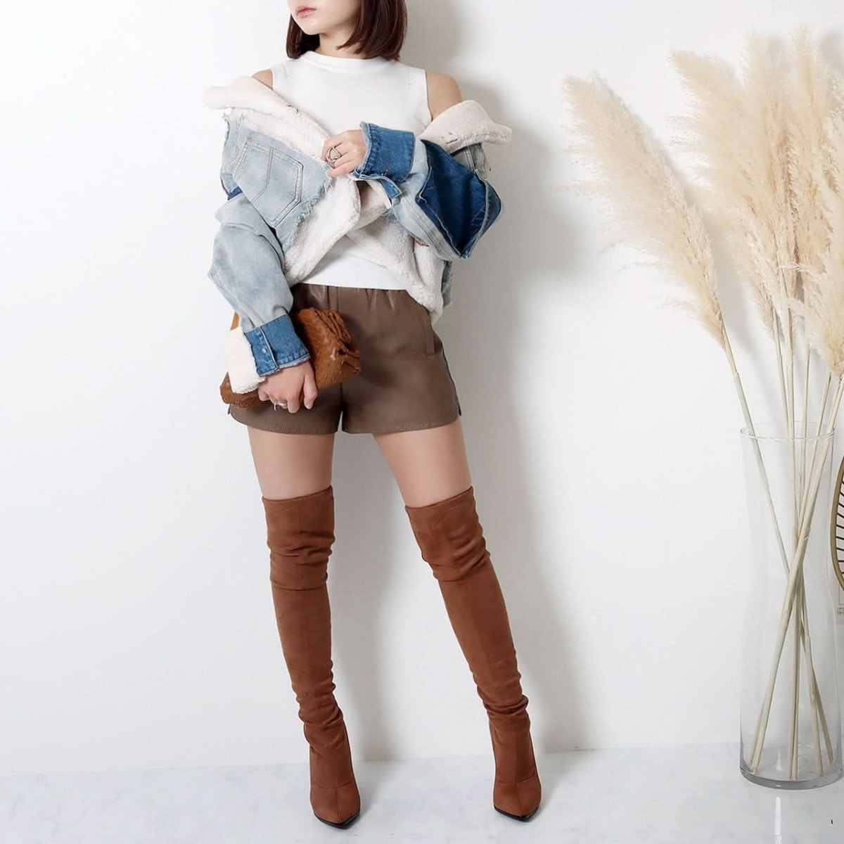 <ブラックS1点即納>セミマットPUレザーショート丈ソフトスリットパンツ 3色展開 - select store mirror me<ブラックS1点即納>セミマットPUレザーショート丈ソフトスリットパンツ 3色展開79223270mirror meselect store mirror me79223270ベージュ S