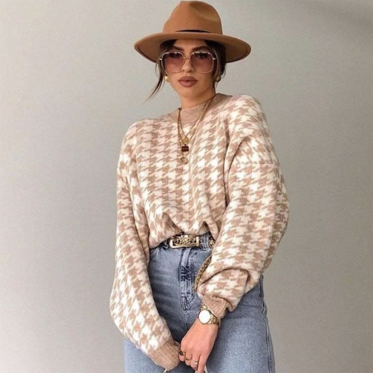 <ベージュS1点、ブラックSサイズ1点即納>【カラー展開豊富】【動画あり】千鳥格子柄ベーシックシルエットニットトップス 5色展開 - select store mirror me<ベージュS1点、ブラックSサイズ1点即納>【カラー展開豊富】【動画あり】千鳥格子柄ベーシックシルエットニットトップス 5色展開194486737mirror meselect store mirror me194486737【即納】ベージュ S