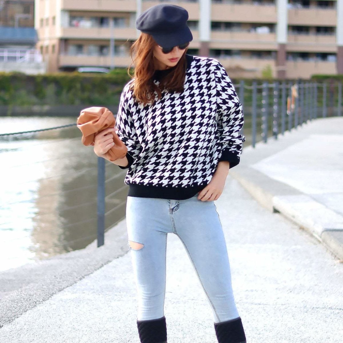 <ベージュS1点、ブラックSサイズ1点即納>【カラー展開豊富】【動画あり】千鳥格子柄ベーシックシルエットニットトップス 5色展開 - select store mirror me<ベージュS1点、ブラックSサイズ1点即納>【カラー展開豊富】【動画あり】千鳥格子柄ベーシックシルエットニットトップス 5色展開194486737mirror meselect store mirror me194486737【即納】ベージュ S