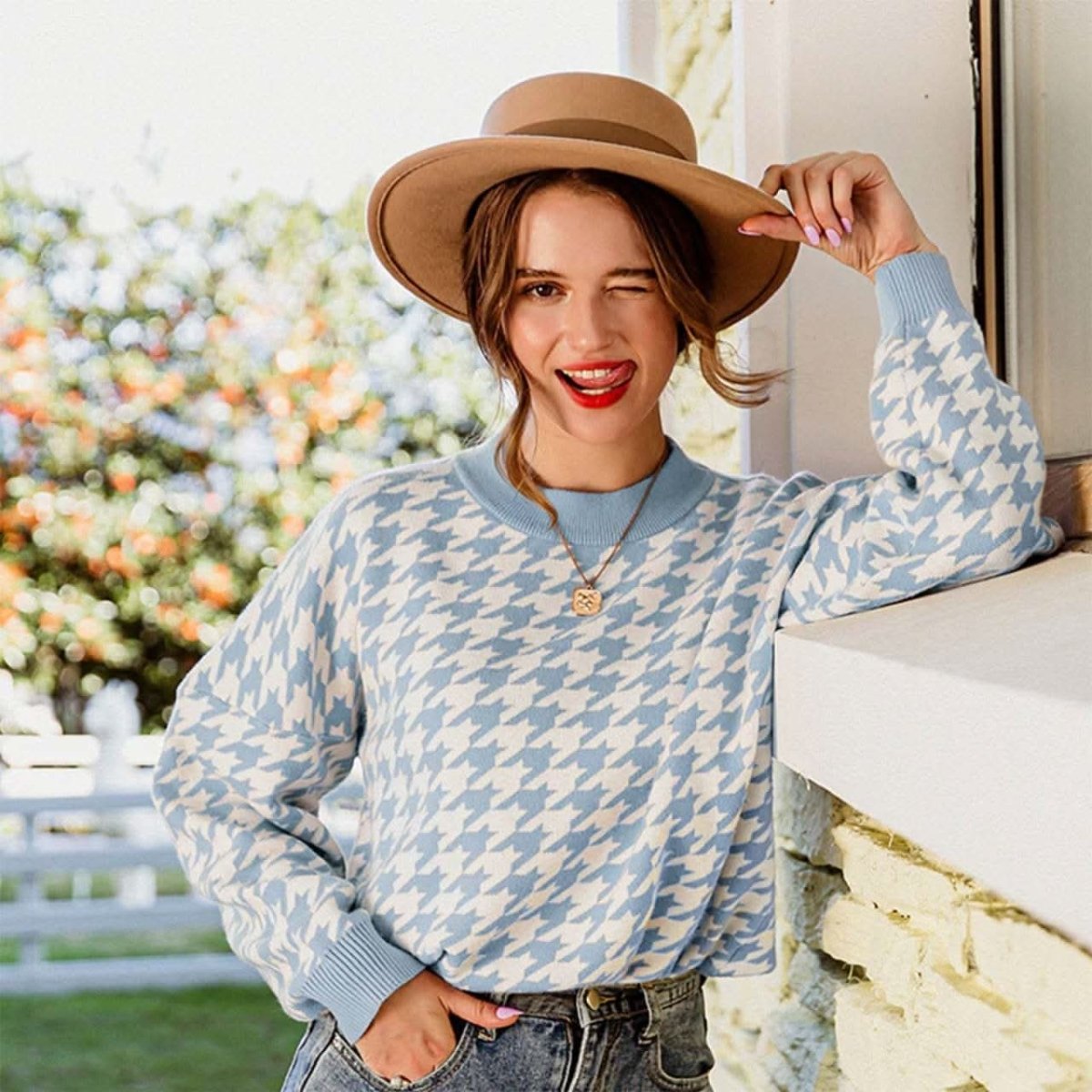 <ベージュS1点、ブラックSサイズ1点即納>【カラー展開豊富】【動画あり】千鳥格子柄ベーシックシルエットニットトップス 5色展開 - select store mirror me<ベージュS1点、ブラックSサイズ1点即納>【カラー展開豊富】【動画あり】千鳥格子柄ベーシックシルエットニットトップス 5色展開194486737mirror meselect store mirror me194486737【即納】ベージュ S