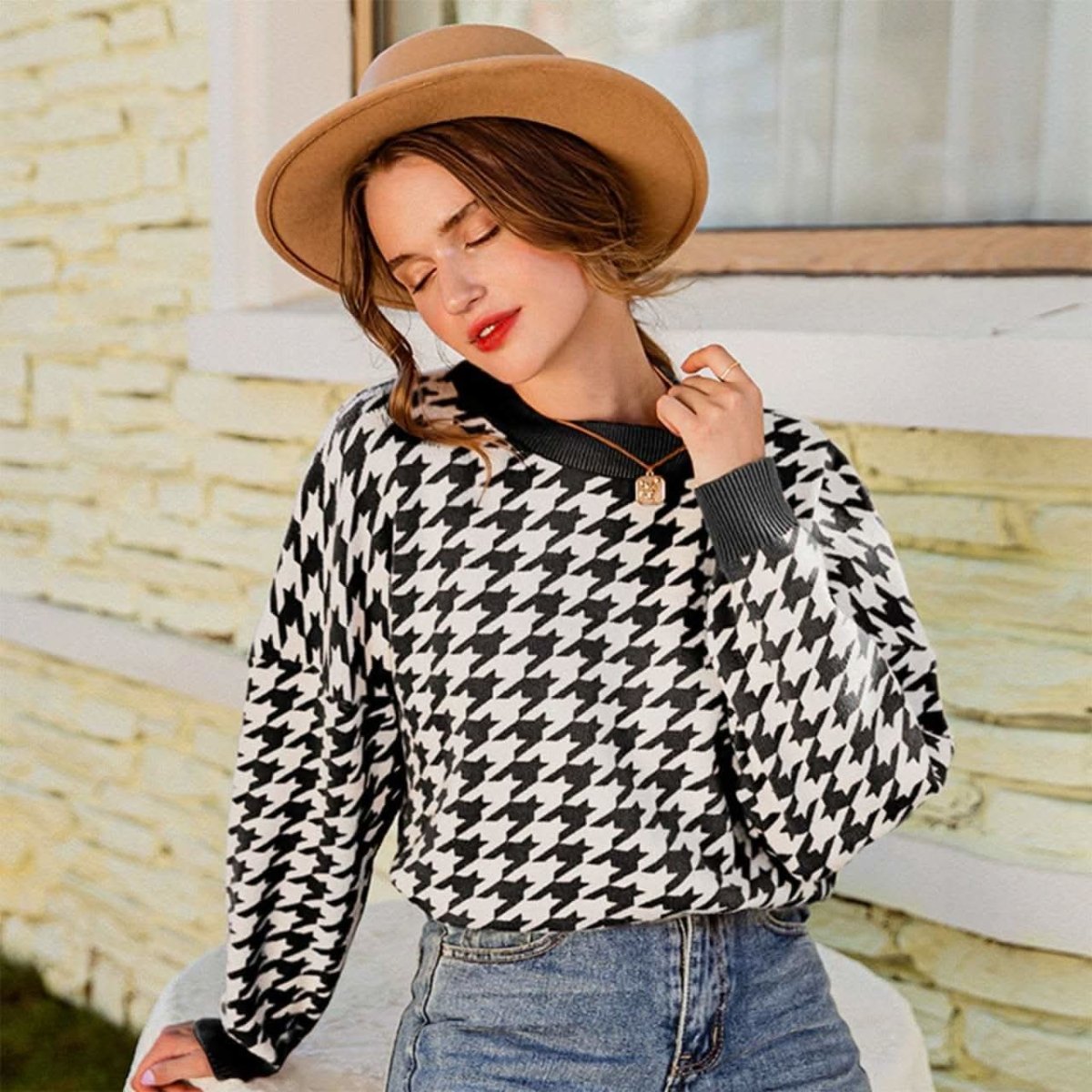 <ベージュS1点、ブラックSサイズ1点即納>【カラー展開豊富】【動画あり】千鳥格子柄ベーシックシルエットニットトップス 5色展開 - select store mirror me<ベージュS1点、ブラックSサイズ1点即納>【カラー展開豊富】【動画あり】千鳥格子柄ベーシックシルエットニットトップス 5色展開194486737mirror meselect store mirror me194486737【即納】ベージュ S