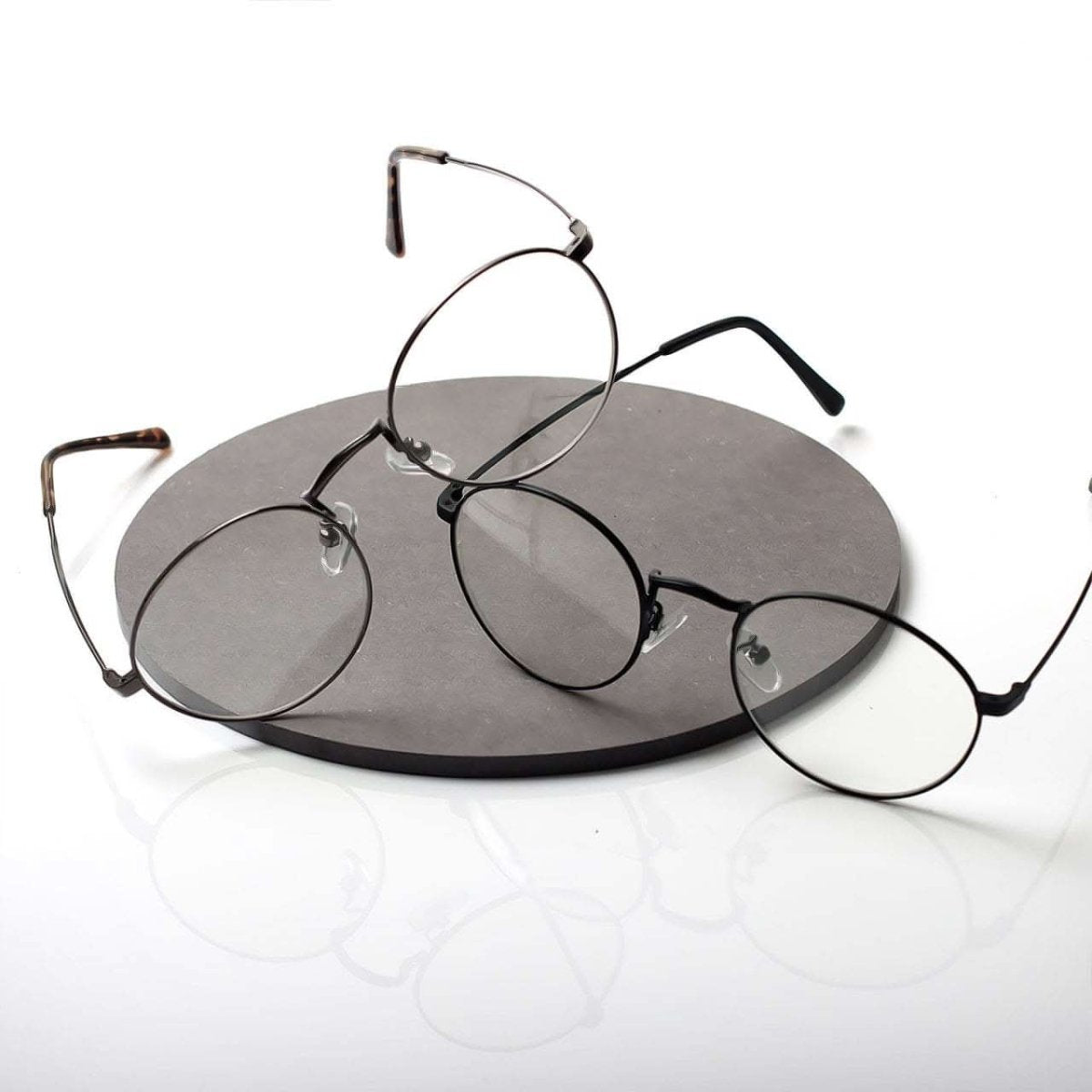 SALE【通常3,780▶︎3,402円】<一部即納あり>【曇らない特殊加工】UV&ブルーライト軽減オーバルだてメガネ 2色展開 - select store mirror meSALE【通常3,780▶︎3,402円】<一部即納あり>【曇らない特殊加工】UV&ブルーライト軽減オーバルだてメガネ 2色展開106705379mirror meselect store mirror me106705379ブラック