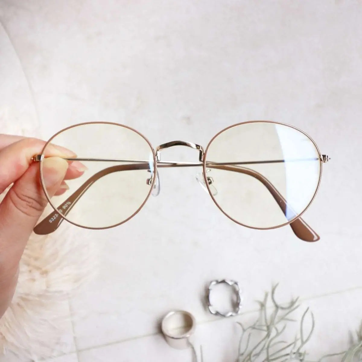 SALE【通常3,780▶︎3,402円】<即納>【曇らない特殊加工】UV&ブルーライト軽減ゴールドフレームだてメガネ 2色展開 mirror me