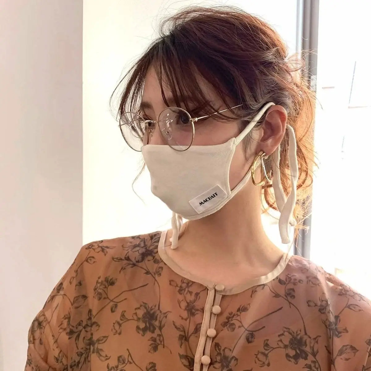 SALE【通常3,780▶︎3,402円】<即納>【曇らない特殊加工】UV&ブルーライト軽減ゴールドフレームだてメガネ 2色展開 mirror me