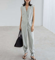 <大ヒット>【動画あり】Vネックノースリーブサックロンパース 2色展開 - select store mirror me<大ヒット>【動画あり】Vネックノースリーブサックロンパース 2色展開176742516mirror meselect store mirror me176742516グレーS