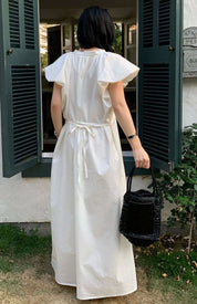 【動画あり】Vネックラフシルエットロングワンピース 3色展開 - select store mirror me【動画あり】Vネックラフシルエットロングワンピース 3色展開201336230mirror meselect store mirror me201336230ホワイトS