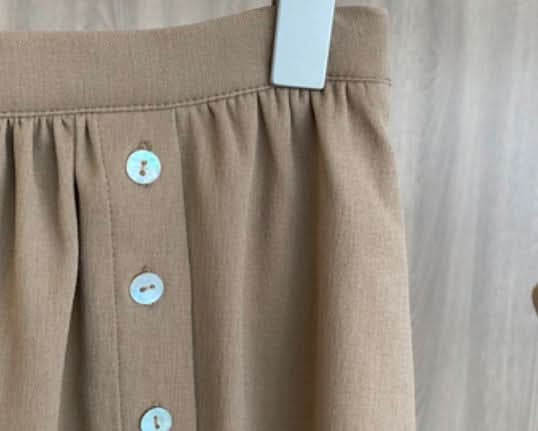 Vネックトップス&サイドボタンスカート2点セット 2色展開 - select store mirror meVネックトップス&サイドボタンスカート2点セット 2色展開178971836mirror meselect store mirror me178971836ベージュS