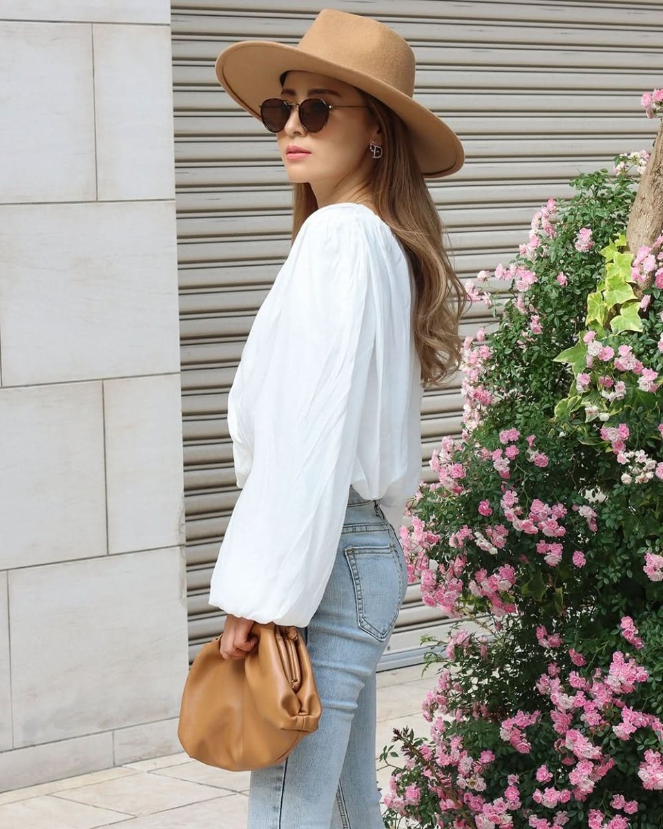 ランタンスリーブVネックスリットホワイトトップス - select store mirror meランタンスリーブVネックスリットホワイトトップス121585370mirror meselect store mirror me121585370S