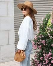 ランタンスリーブVネックスリットホワイトトップス - select store mirror meランタンスリーブVネックスリットホワイトトップス121585370mirror meselect store mirror me121585370S