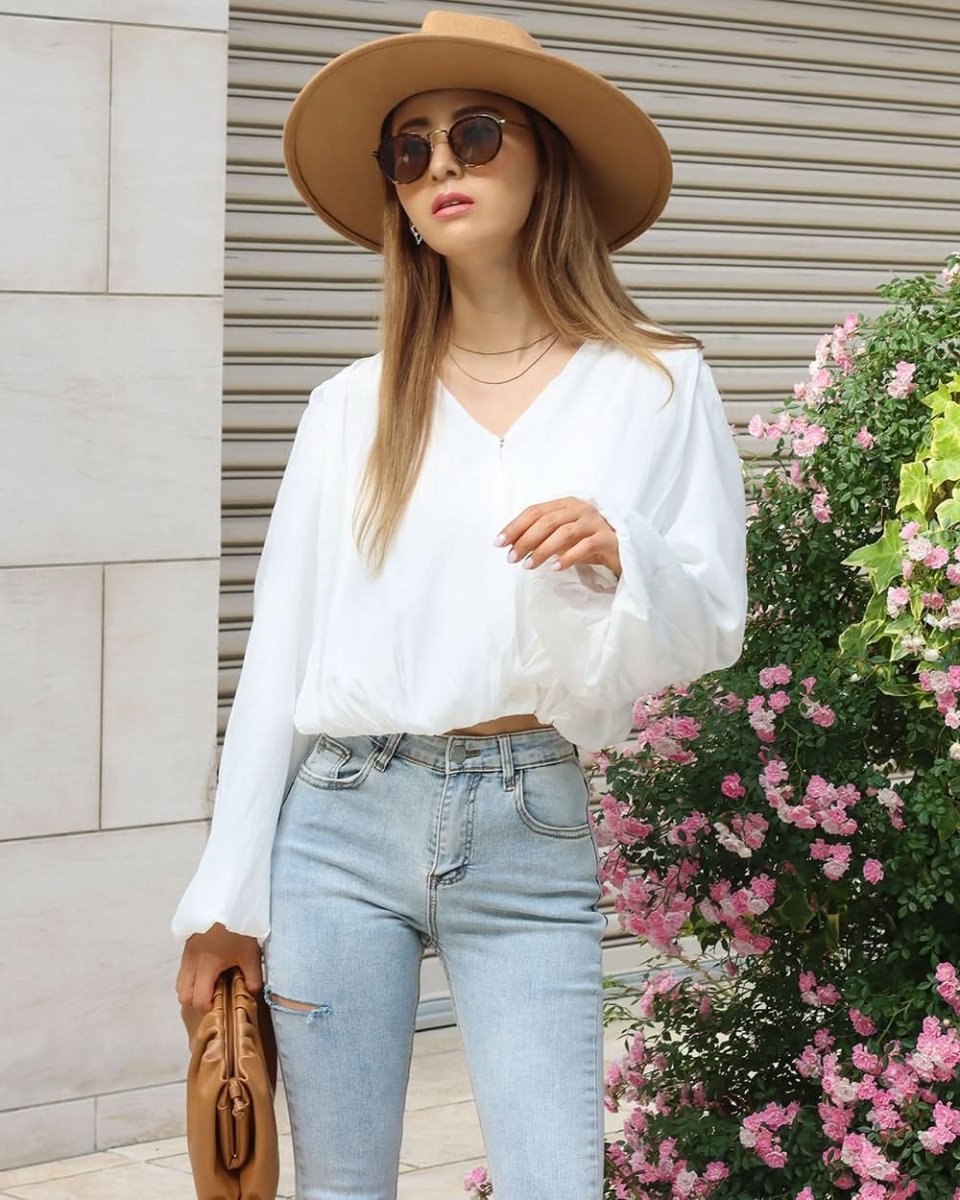 ランタンスリーブVネックスリットホワイトトップス - select store mirror meランタンスリーブVネックスリットホワイトトップス121585370mirror meselect store mirror me121585370S