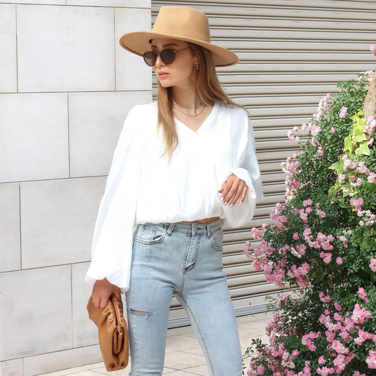 ランタンスリーブVネックスリットホワイトトップス - select store mirror meランタンスリーブVネックスリットホワイトトップス121585370mirror meselect store mirror me121585370S