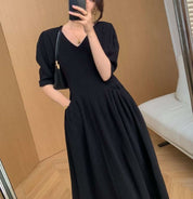 【動画あり】美ラインVネックシックブラックワンピース mirrorme