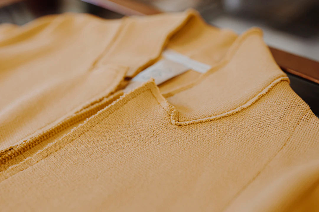 高品質ニットで大人カジュアルを格上げする方法
